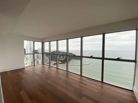 Imagem Frente ao Mar para Venda em Balneário Camboriú / SC no bairro Centro