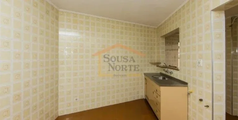 Imagem Apartamento 87m², 2 dormitórios, banheiro, sala aconchegante, cozinha funcional, pequeno quintal e...