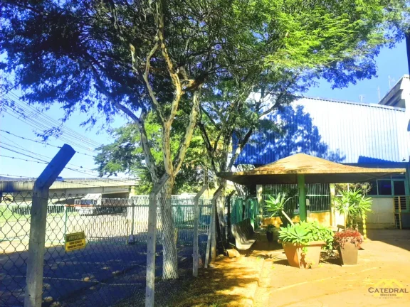 Imagem Galpão para Locação com 8000 m² Retiro - Jundiaí - SP