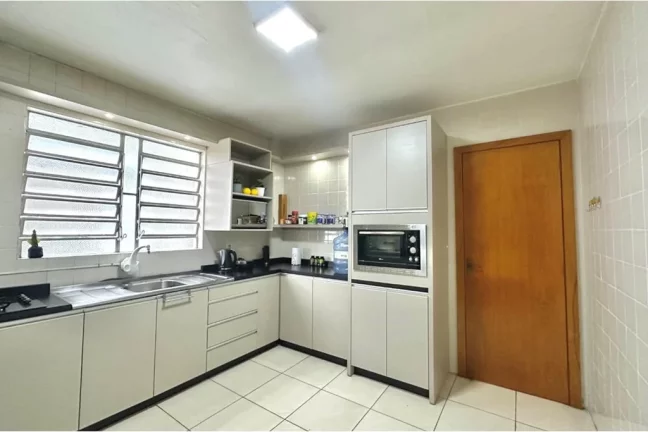 Imagem CADF 1056 Sala 612511062-3 - Prédio à venda no bairro Centro - Sapiranga/RS
