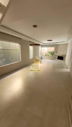 Imagem Sobrado Real Park, 04 Suites, 242 m2 de construção, Espaço Gourmet, Plano