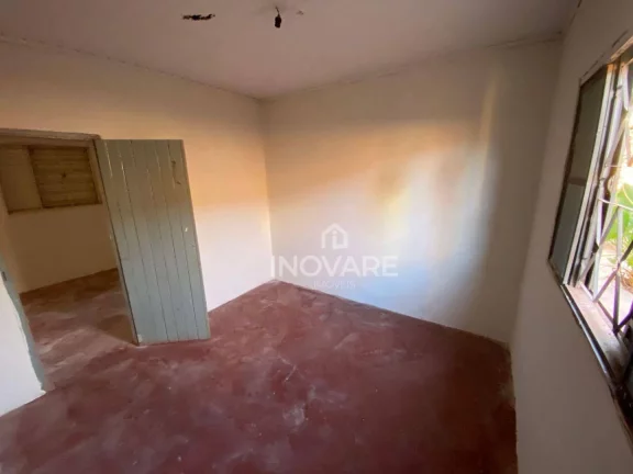 Imagem Casa com 3 dormitórios para alugar, 91 m² por R$ 800,00/mês - Setor Dona Marolina - Itumbiara/GO