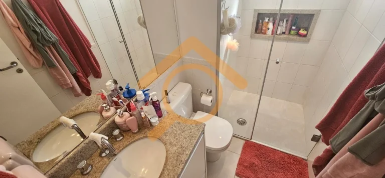 Imagem Apartamento de luxo no Condomínio Iepe Golf: 3 quartos, 3 suítes, 3 salas, 4 banheiros, 3 vagas, 185m² no Jardim Marajoara.