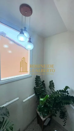 Imagem CASA ASSOBRADADA À VENDA 3 SUÍTES 50 METROS ATÉ A PRAIA DAS PALMEIRAS
