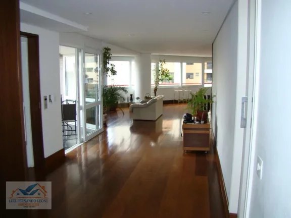 Apartamento Alto Padrão, Locação ou Venda, 3 suítes e 4 vagas. Vila Andrade