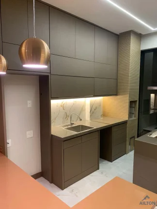 Imagem Casa Duplex Alto Padrão com 3 Suítes à Venda na Praia do Morro - Guarapari/ES