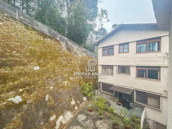 Imagem Apartamento com 2 dormitórios à venda, 42 m² por R$ 240.000,00 - Alto - Teresópolis/RJ