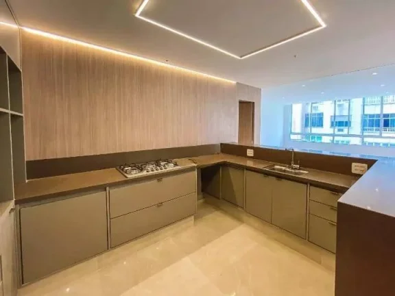 Imagem Apartamento todo reformado rua Sá ferreira com Atlântica 184m2