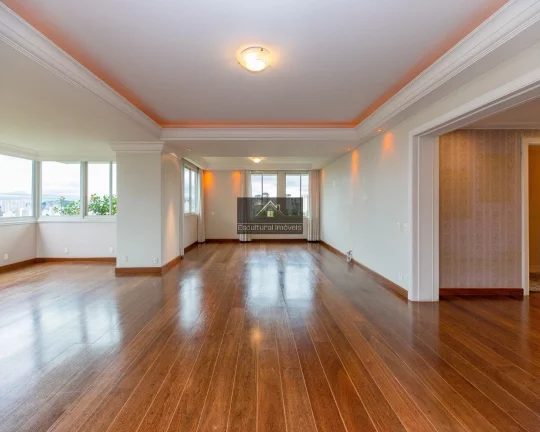 Imagem SINÔNIMO DE MORAR BEM APARTAMENTO 411,00 M 4 SUÍTES SALA 4 AMBIENTES TERRAÇO VISTA EXUBERANTE COZINHA IMÓVEL REPLETO DE ARMÁRIOS 3 VAGAS LAZER