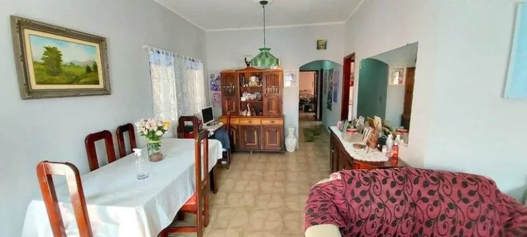 Imagem CASA COM TRES DORMITORIOS SENDO UMA SUITE, FACE NORTE