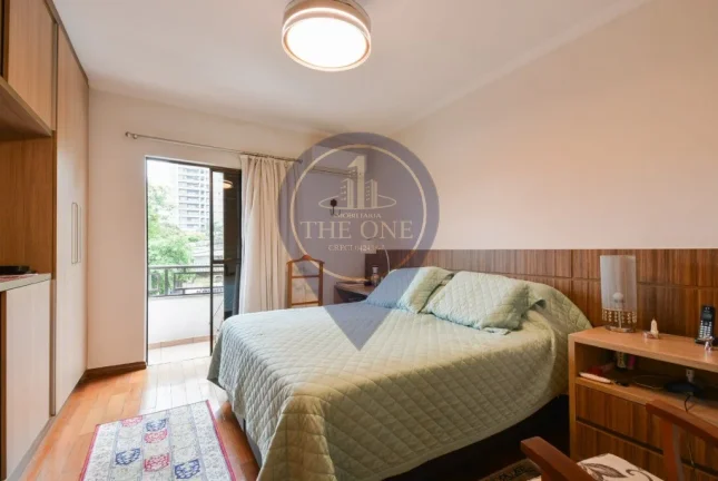 Imagem Luxuosa casa de 3 quartos e 3 suítes na Vila Clementino, São Paulo-SP, com 244m² e 3 vagas de garagem!