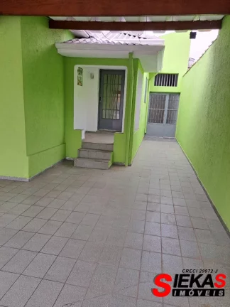 Imagem Casa à venda em São Paulo, Vila Carrão: 2 quartos, 1 sala, 1 banheiro, 3 vagas de garagem, 250m² de área. Venha conferir!