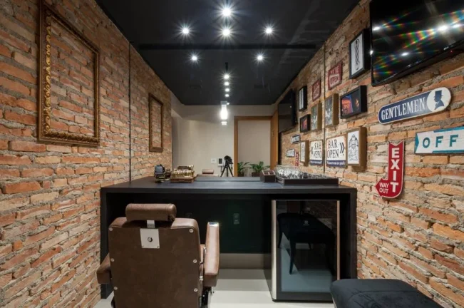 Imagem APARTAMENTO COM 250.39 m² - FORTE - PRAIA GRANDE SP
