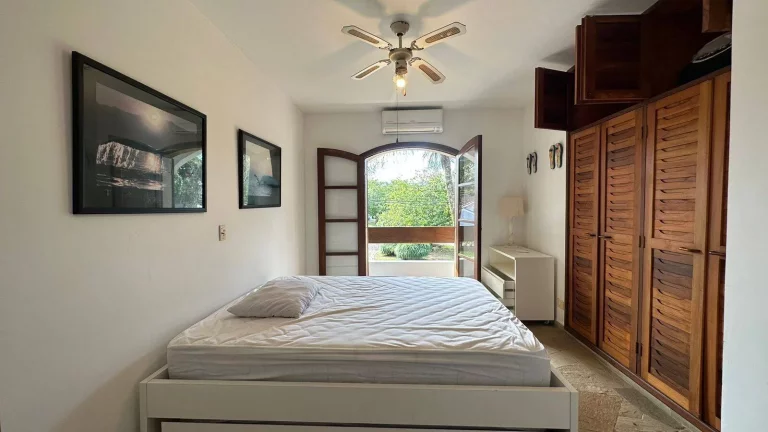 Imagem Casa de Luxo à venda no Módulo 26 da Riviera de São Lourenço