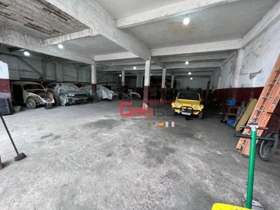 Imagem Galpão à venda, 579 m² por R$ 2.000.000,00 - Jardim Caiçara - Cabo Frio/RJ