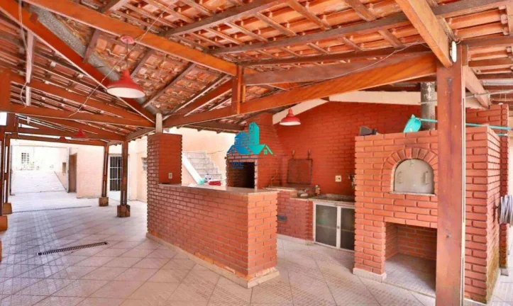 Imagem Grande Oportunidade na Mooca: Casa com 330m2 de Terreno e Estrutura para Residência ou Empresa