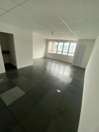 Imagem Sala à venda ou para alugar em Alvinópolis, Atibaia, SP