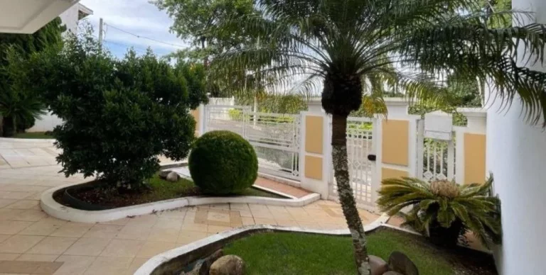 Imagem Casa para Venda em Atibaia, Vila Santista, 8 dormitórios, 4 suítes, 6 banheiros, 4 vagas