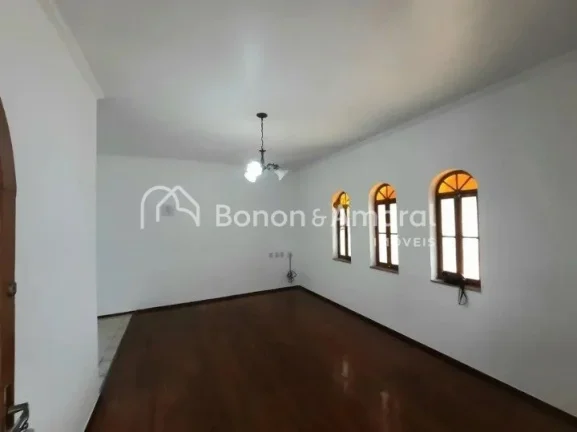 Imagem Esta casa no Jardim Chapadão é perfeita para você e sua família! Com 3 quartos (incluindo 1 suí...