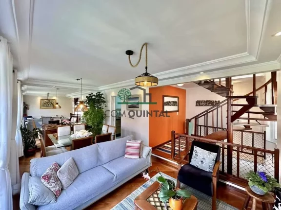 Casa com 3 Quartos à Venda, 209 m² em Taboleiro Verde - Cotia