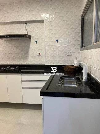 Imagem TOMBO- UMA QUADRA DO MAR , LOCALIAÇÃO ESPETACULAR , GARAGEM DEMARCADA NO PRÉDIO.