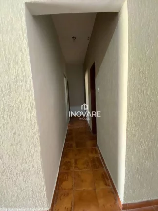 Imagem Casa com 3 dormitórios à venda, 270 m² por R$ 400.000,00 - Alvorada - Araporã/MG