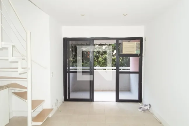 Imagem Apartamento à Venda - Barra da Tijuca, 2 Quartos, 74 m2