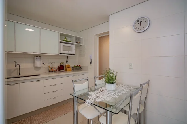 Imagem Apartamento Vila Romana - 91M², 2 Dorms, 1 Vaga Demarcada, Reforma Completa, Armários.