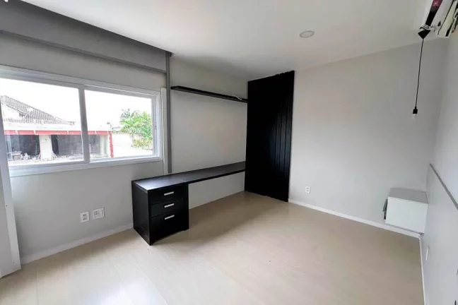 Imagem Casa de Condomínio com 6 Quartos para Alugar, 550 m² em Barra Da Tijuca - Rio De Janeiro