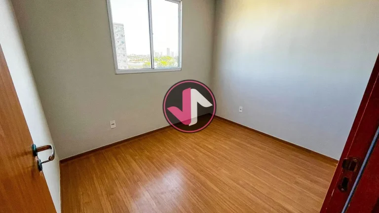 Imagem Este lindo sobrado oferece 120m² de área construída, incluindo 20m² de garagem coberta com telha...