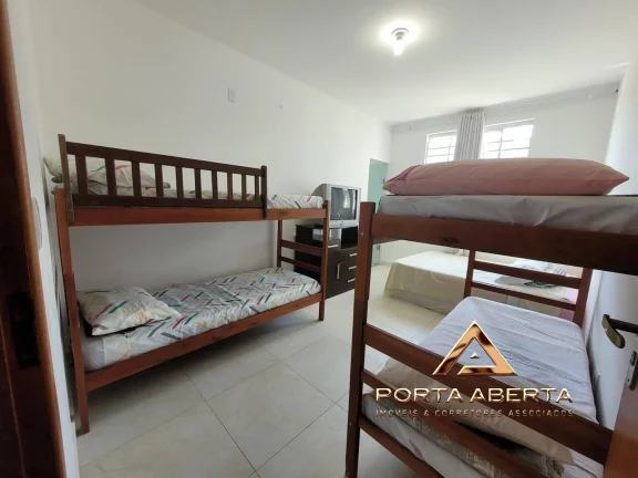 Imagem Casa com 450 m2 em terreno de 1500 m2 - Bairro Porto Seguro - COD 728