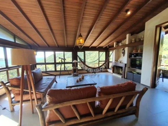 Imagem Casa à venda em Garopaba-SC, Praia da Silveira: 4 quartos, 2 salas, 2 banheiros, 3 vagas, 200m². Imperdível!