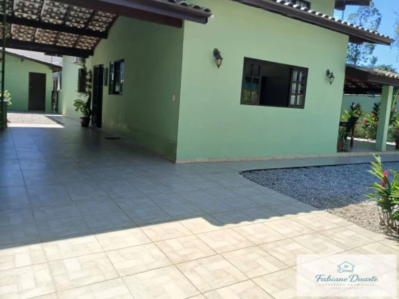 Imagem Casa 2 dormitórios com piscina a venda no Jardim Carolia