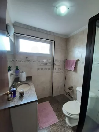 Imagem Apartamento no Sumaré com 3 quartos (01 suí­te) e 03 vagas, 136m2