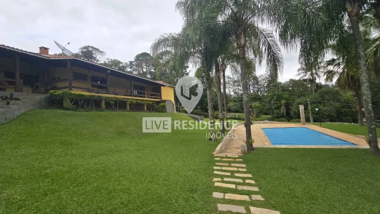 Imagem Chácara com 4.000m² de terreno e muito lazer