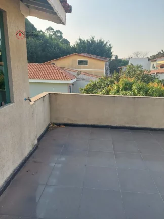 Imagem LINDO SOBRADO COM 5 DORMITÓRIOS, SENDO 4 SUÍTES, QUINTAL COM CHURRASQUEIRA, 2 VARANDAS. RUA TRANQUILA E ARBORIZADA. PRÓXIMO A AVENIDA DO ESTADO