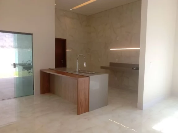 Imagem Casa Térrea à Venda no Condomínio Quintas da Barra (Pé de Areia) - Acesso Privativo ao Mar!