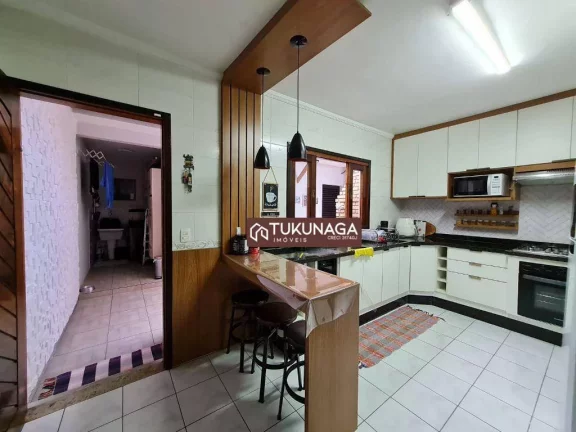 Imagem Sobrado com 3 quartos e 4 vagas à venda, 192 m² por R$ 848.000 - Jardim Vila Galvão - Guarulhos/SP