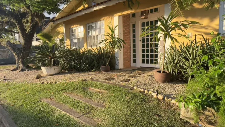 Imagem Casa para Venda em Florianópolis / SC no bairro Barra da Lagoa