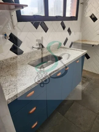 Imagem Apartamento à venda na Vila Itapura, Campinas/SP. Apartamento com 2 dormitórios com armários , cozinha americana, banheiro social com armário, despen