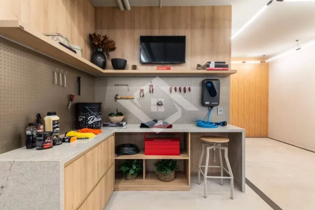 Imagem Casa Triplex de 3 Suítes com 321,60 m² para Venda no Parque das Rosas Barra