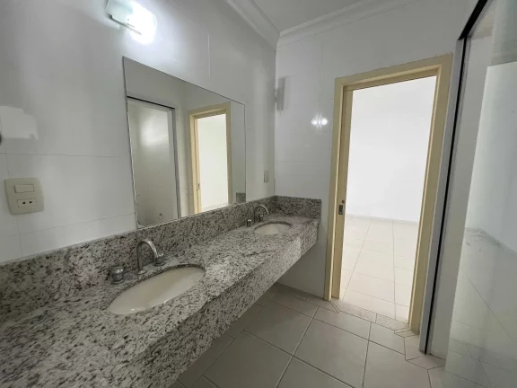 Imagem Casa com Piscina em Balneário Camboriú