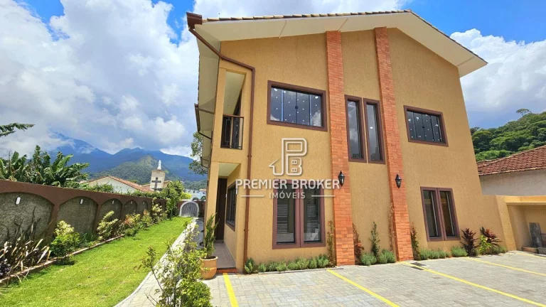 Imagem Casa à venda, 116 m² por R$ 690.900,00 - Nossa Senhora de Fátima - Teresópolis/RJ