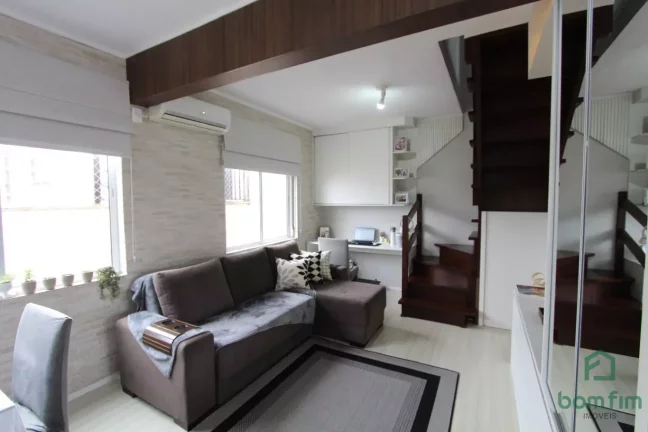 Imagem Apto duplex de 02 dorm. na Rua dos Andradas, Centro Histórico, Porto Alegre/RS. - AP2726