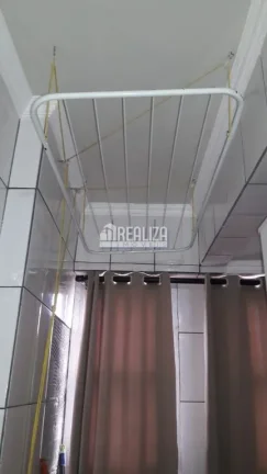 Imagem Apartamento de 2 dormitórios à venda no Condomínio Edifício Cerradão, bairro Mercês, em Uberaba - Completo e pronto para morar!