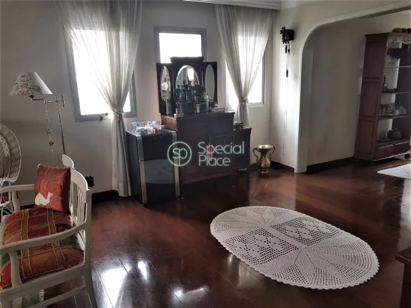 Imagem Ótimo apartamento com 199m² em Moema. Andar alto, living amplo com varanda, salas de estar, home e...