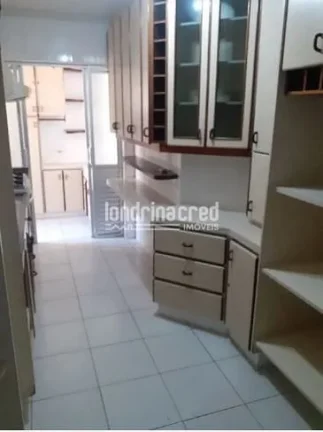 Imagem Excelente Apartamento no Res. Vila Lobos com 3 Dormitórios (1 Suíte), 3 Banheiros, 120m² e 1 Vaga de Garagem.