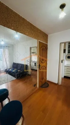 Imagem Apartamento com 36 m², 1 dormitório, 1 banheiro, sacada, possui armários planejados no dormitóri...