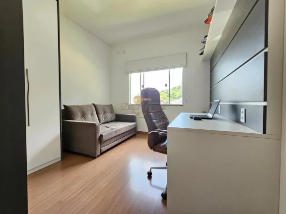 Imagem Casa em Condomínio para Venda em Teresópolis / RJ no bairro Vargem Grande