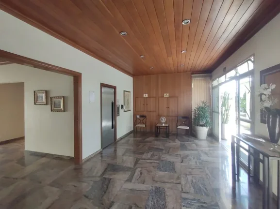 Imagem Lindo apartamento com 3 dormitórios com armários e suíte com closet. Sala ampla com dois ambiente...